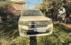 تۆیۆتا لاند کروزەر
